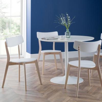 Blanco Table & Casa Chairs
