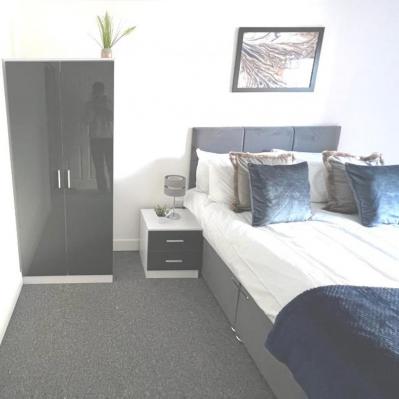 Plush Steel Divan Bed